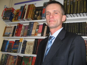 Сергей Кайкин: Чтение книги – это особый процесс прикосновения. Фото: Татьяна ПЕТРОВА/Великая Эпоха
