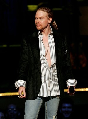 Аксель Роуз в 2006 году во время MTV Video Music Awards - Шоу, Нью Йорк, Radio City Music Hall. Фото: Scott Gries /Getty Images
