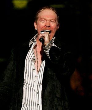 Аксель Роуз в 2006 году во время MTV Video Music Awards - Шоу, Нью Йорк, Radio City Music Hall. Фото: Scott Gries/Getty Images