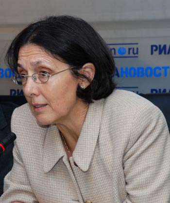 Кармен Кейси, супруга посла Ирландии в РФ, почетный председатель Благотворительной группы   Международного женского клуба: Пусть улыбки сияют на лицах детей. Фото: Юлия Цигун/Великая Эпоха