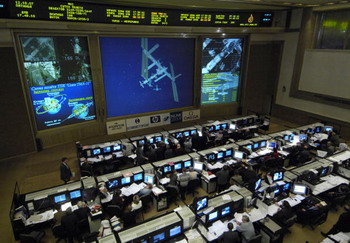Американское космическое агентство (NASA) запустило видеотрансляцию с камеры, установленной снаружи Международной космической станции (МКС), в режиме реального времени. Фото: Bill Ingalls/NASA via Getty Images