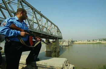 В результате терактов в Ираке погибло около 80 человек. Фото:Wathiq Khuzaie/Getty Images