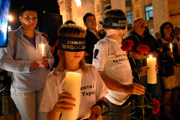 Акция почтения памяти убитого журналиста Георгия Гонгадзе и других журналистов, погибших за годы независимости Украины состоялась в Киеве. Фото: Владимир Бородин/Великая Эпоха (The Epoch Times)