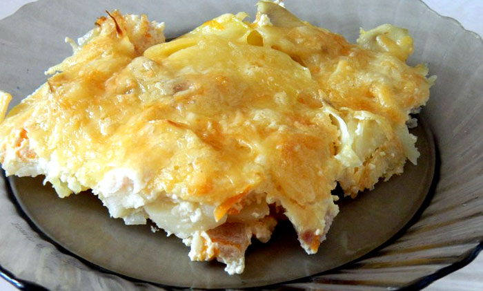 Картофель, запечённый с рыбой в духовке. фото: Мария Мареева/Великая Эпоха (The Epoch Times) 