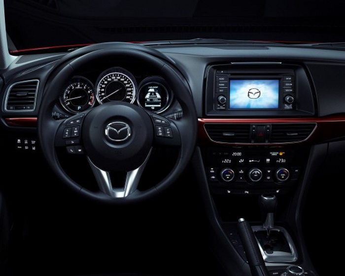 Mazda 6 GT 2014 года. Фото: Mazda