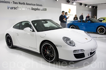Порш Porsche 911 Carrera GTS. Фото: LIYUAN/Epoch Times