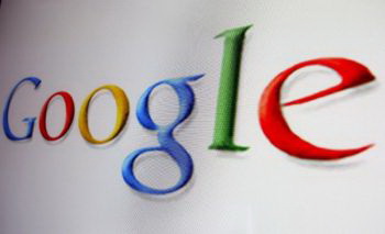 Google предупреждает пользователей о китайском шпионаже. Фото: Скотт Бабур / Getty Images)