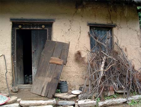Жилище отшельников. Горы Чжуннаньшань. Фото с kanzhongguo.com