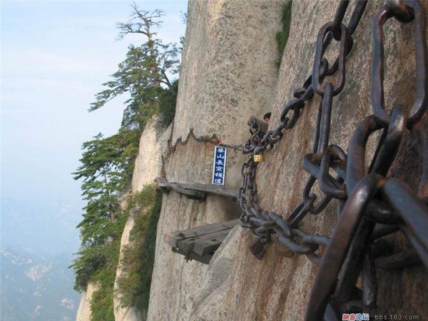 Горы Хуашань. Фото с aboluowang.com
