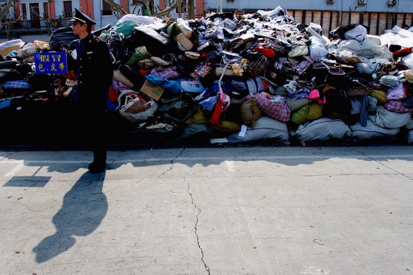 В Китае растет количество поддельных товаров. Фото: ChinaFotoPress/Getty Images