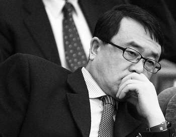 Ван Лицзюнь, бывший начальник управления общественной безопасности Чунцина, март 2011 года. Фото: Feng Li/Getty Images