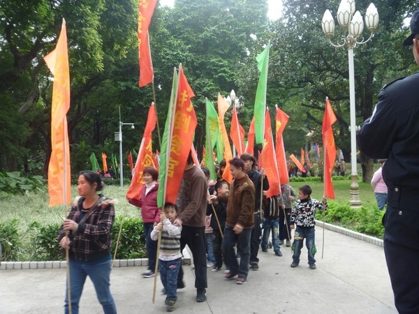Протест крестьян. Город Гуанчжоу провинции Гуандун. Январь 2012 год. Фото с epochtimes.com