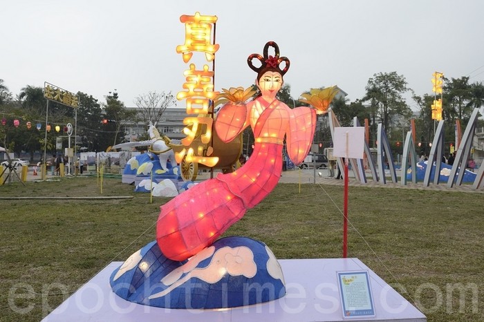 Скульптура «Парящая богиня». Тайвань. 2014 год. Фото: The Epoch Times