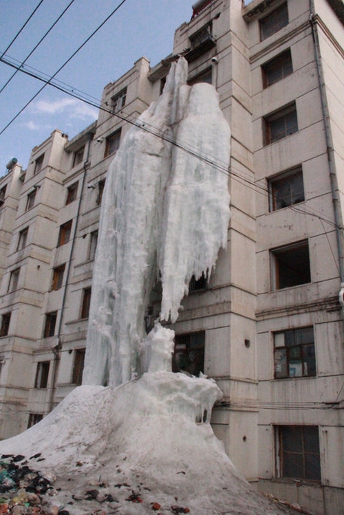 «Замёрзший водопад». Город Цзилинь. Фото с epochtimes.com