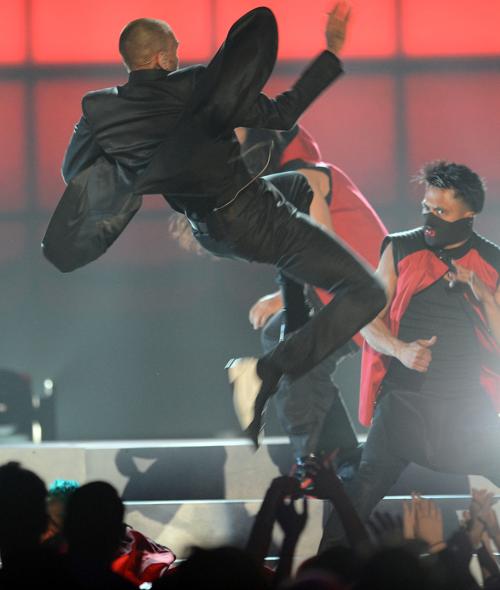 Крис Браун на церемонии Billboard Music Awards 2013 в Лас-Вегасе 19 мая 2013 года. Фото: Ethan Miller/Getty Images
