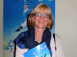 Мадлен Ульман на шоу Shen Yun в Театре Болье в Лозанне, в субботу 16 апреля 2011 г. 