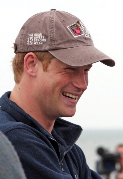 Фоторепортаж о встрече принца Гарри с членами команды Kayak в Саффолке.Фото: WPA Pool/Getty Images