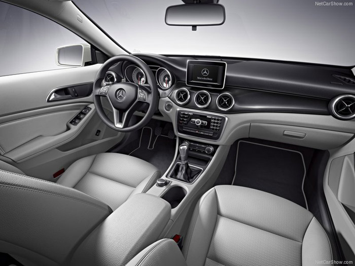 Салон Mercedes-Benz CLA-Class. Фото: netcarshow.com