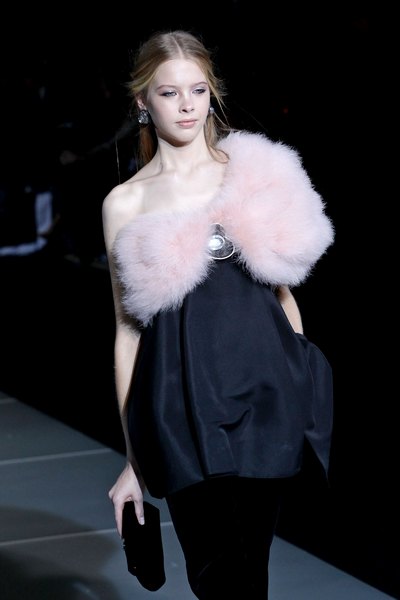 Осень-зима 2011: коллекция Giorgio Armani , 28февраля 2011, Милан, Италия