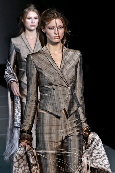 Осень-зима 2011: коллекция Giorgio Armani , 28февраля 2011, Милан, Италия
