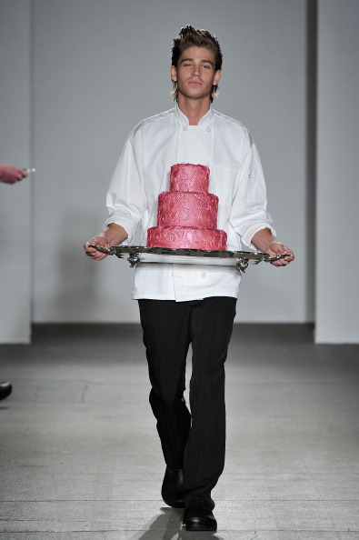 Коллекция Isaac Mizrahi на Неделе моды Mercedes Benz Fashion Week 2011, 17 февраля 2011, Нью-Йорк