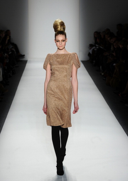 Коллекция Jason Wu Весна 2011 на Неделе моды Mercedes Benz Fashion Week 2011, 11 февраля 2011, Нью-Йорк