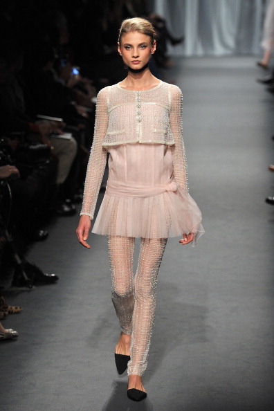 Коллекция Chanel на Неделе моды весна-лето 2011, 25 января 2011, Париж, Франция