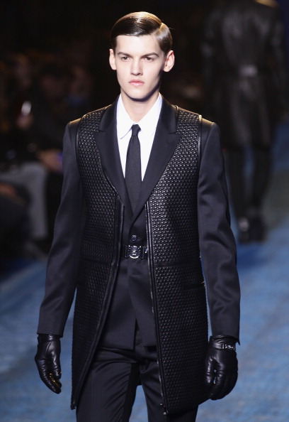 Versace: Мужская коллекция Осень/Зима 2011, 17 января 2011, Милан, Италия