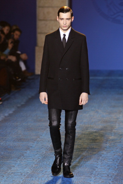 Versace: Мужская коллекция Осень/Зима 2011, 17 января 2011, Милан, Италия