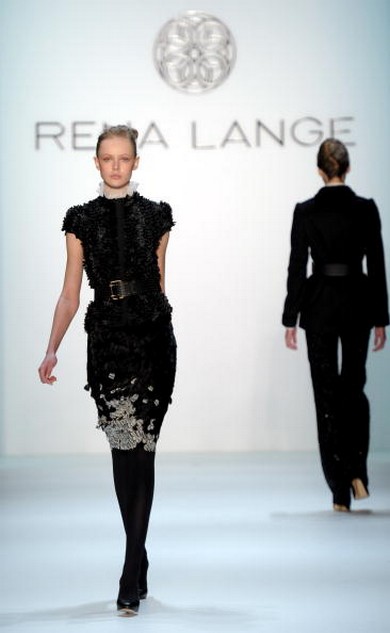 Неделя моды Mercedes-Benz в Берлине. Коллекция Rena Lange сезона осень-зима 2010