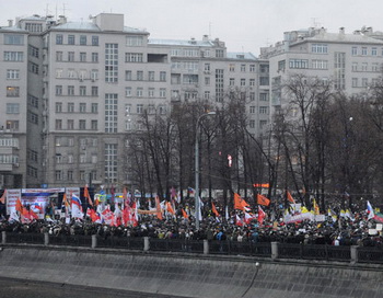 Митинг «За честные выборы» на Болотной площади. Фото РИА Новости