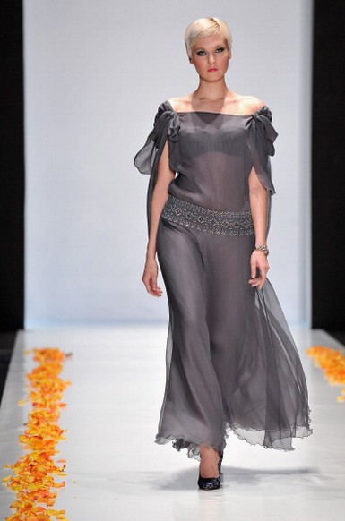 Показ коллекции Елены Супрун в рамках Mercedes-Benz Fashion Week Russia, 2 апреля 2011, Москва, Россия