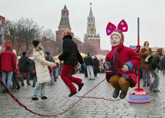 Масленица в Москве. Фото: DENIS SINYAKOV/AFP/Getty Images