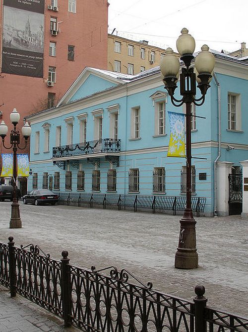 Дом Н. С. Хитрово. Музей-квартира А. С. Пушкина. Фото:  NVO/wikimedia.org