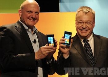 Стив+Стив (+Windows Phone) = дружба навек. Фото: theverge.com