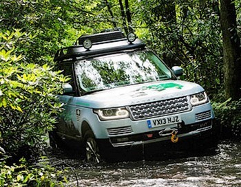 Range Rover Hybrid. Фото с сайта Land Rover