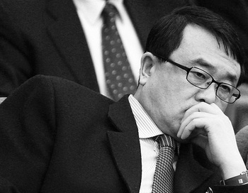 Ван Лицзюнь, бывший начальник Управления общественной безопасности Чунцина, март 2011 года. Фото: Feng Li/Getty Images
