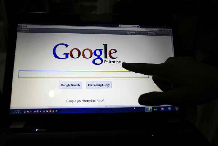 GOOGLE. Фото: SAID KHATIB/AFP/Getty Images
