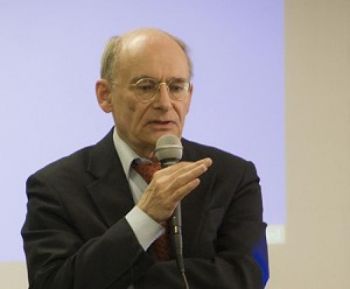 Дэвид Мэйтас - адвокат по правам человека из Канады. Фото: Alex Li / The Epoch Times