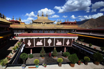 Храм Большой Чжу ( Джонгханг). Фото: Feng Li/Getty Images 