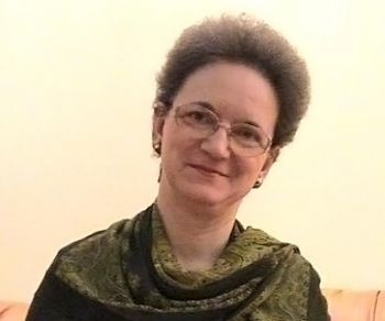 Христина Пупаза, 53 года, преподаватель английского языка. Гура - Хуморулуй, Румыния. Фото с сайта: theepochtimes.com