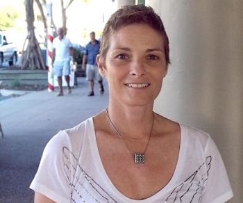 Джилиан Экстон, 46 лет, бывший консультант по персоналу. Мароочидоре, Австралия. Фото с сайта: theepochtimes.com