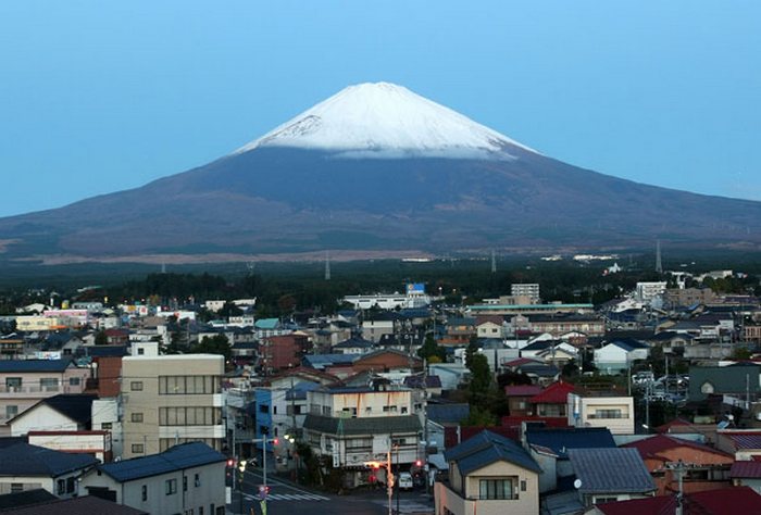 Японцы готовы к извержению вулкана Фудзи. Фото: Koichi Kamoshida/Getty Images