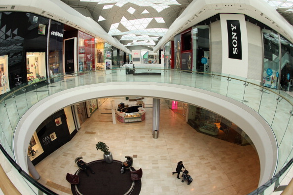 Лондон-2012. «Вестфилд» (Westfield) - гигантский торговый цент - открылся в английской столице в Shepherds Bush. Фото: Oli Scarff/Getty Images