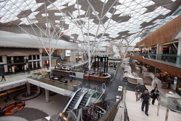 Лондон-2012. «Вестфилд» (Westfield) - гигантский торговый цент - открылся в английской столице в Shepherds Bush. Фото: Oli Scarff/Getty Images