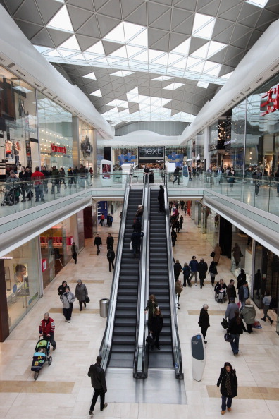 Лондон-2012. «Вестфилд» (Westfield) - гигантский торговый цент - открылся в английской столице в Shepherds Bush. Фото: Oli Scarff/Getty Images