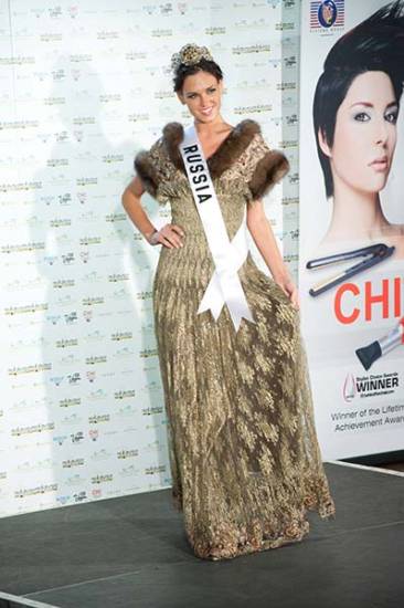 Ирина Антоненко, «Мисс Россия 2010», представляет Россию на конкурсе красоты «Мисс Вселенная 2010». Фото с сайта kasjauns.lv