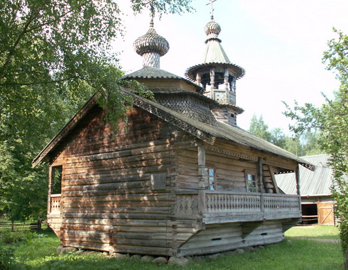Деревянное зодчество в России. Фото с gorod.tomsk.ru