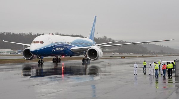 Долгожданный полет нового реактивного самолета, Боинга-787, состоялся во вторник. Фото: Stephen Brashear/Getty Images