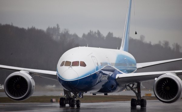 Долгожданный полет нового реактивного самолета, Боинга-787, состоялся во вторник. Фото: Stephen Brashear/Getty Images